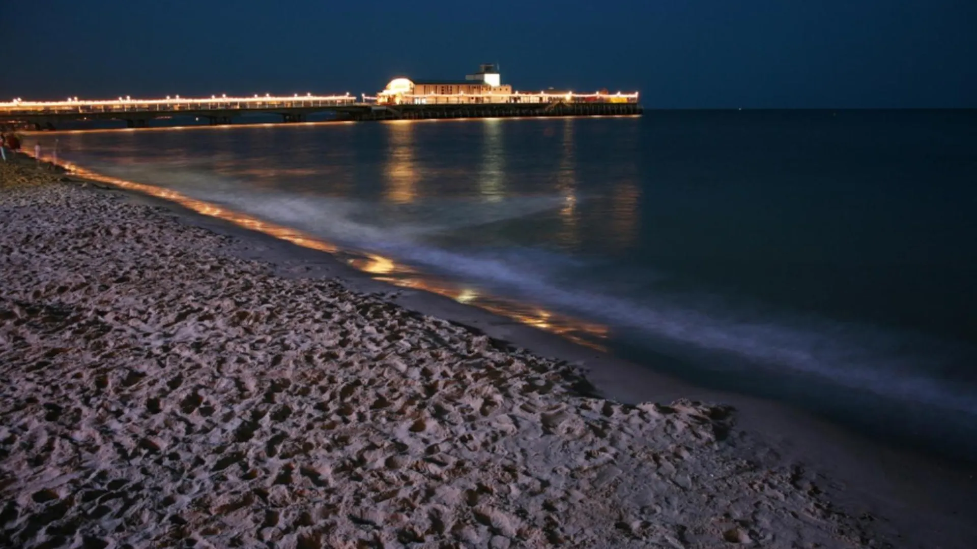 Bournecoast: Modern Holiday Flat- Sea Views-Fm6128 Bournemouth